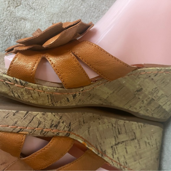 BOC Sandals Women's 9 Orange Floral Cork Wedge Slip On Cushioned Comfort Shoes - Picture 12 of 15